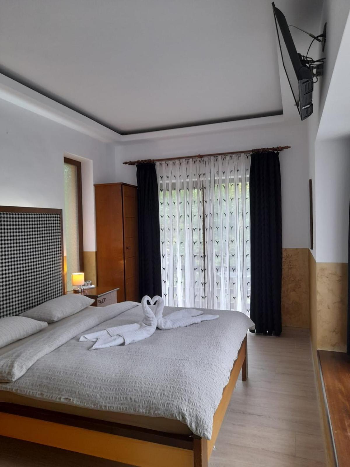 Montana Hotel Sucevita Kültér fotó